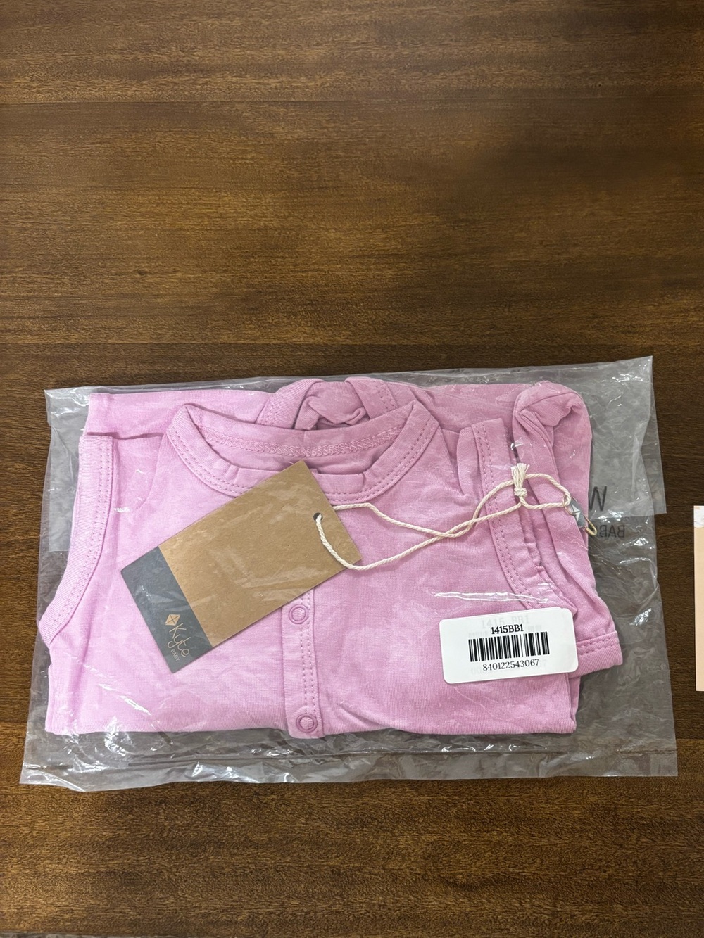 Kyte BABY NWT 0-3 Bubble Gum Sleeveless Romper